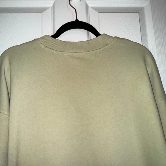 Vuori Crewneck Sweatshirt in Sage Green - Picture 8 of 10